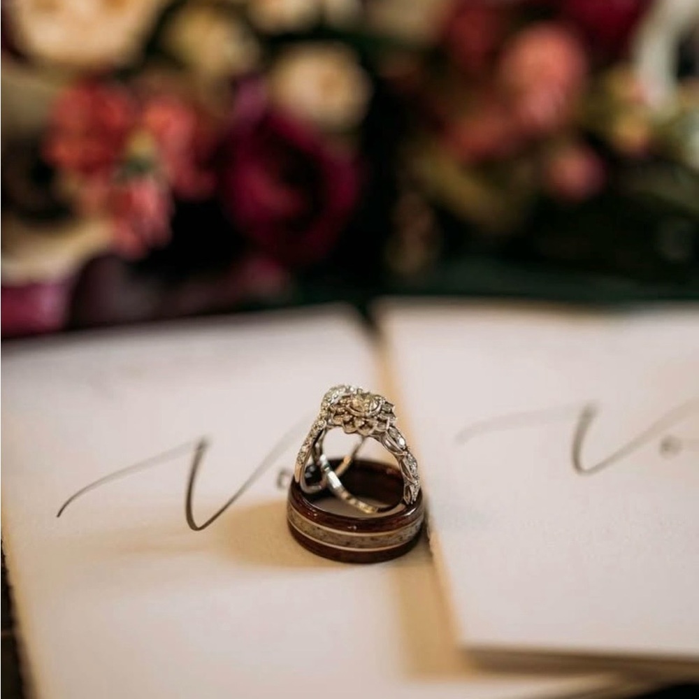 Men’s Wedding Band